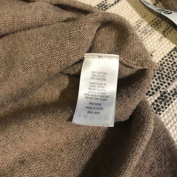 TJMaxx 3/4 sleeve Boxy Knit Sweater - Picture 4 of 5